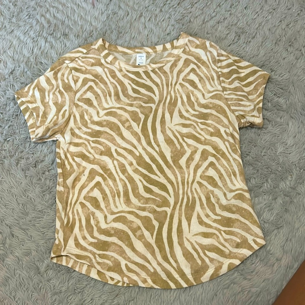Ultralite go-dry tee from Old Navy